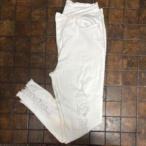 Vibrant White Distressed Denim Pants SUPER STRETCH - 2XL